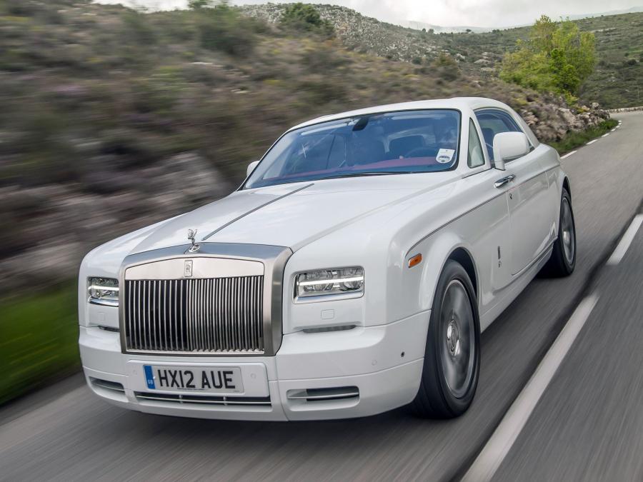 Rolls-Royce Phantom Coupe 2012 года  (фото 8 из 34)